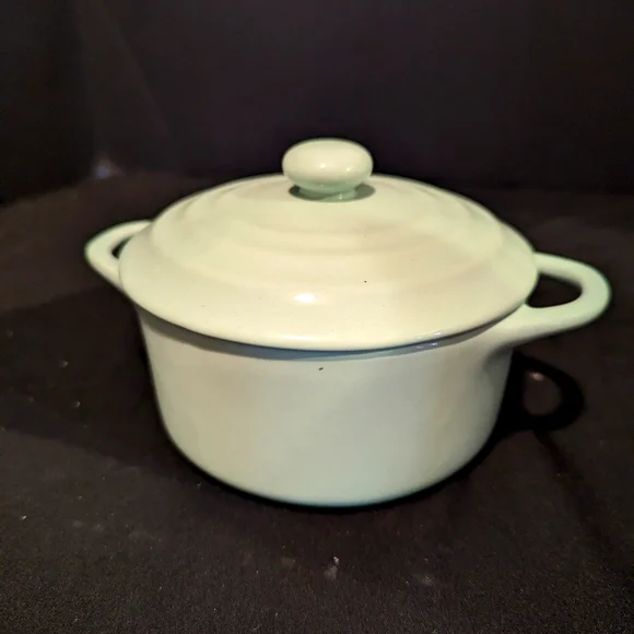 Martha Stewart mini casserole dish set of 3 - Picture 1 of 4